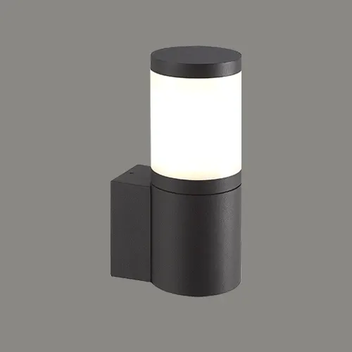 H172 outdoor wall light with E27 socket